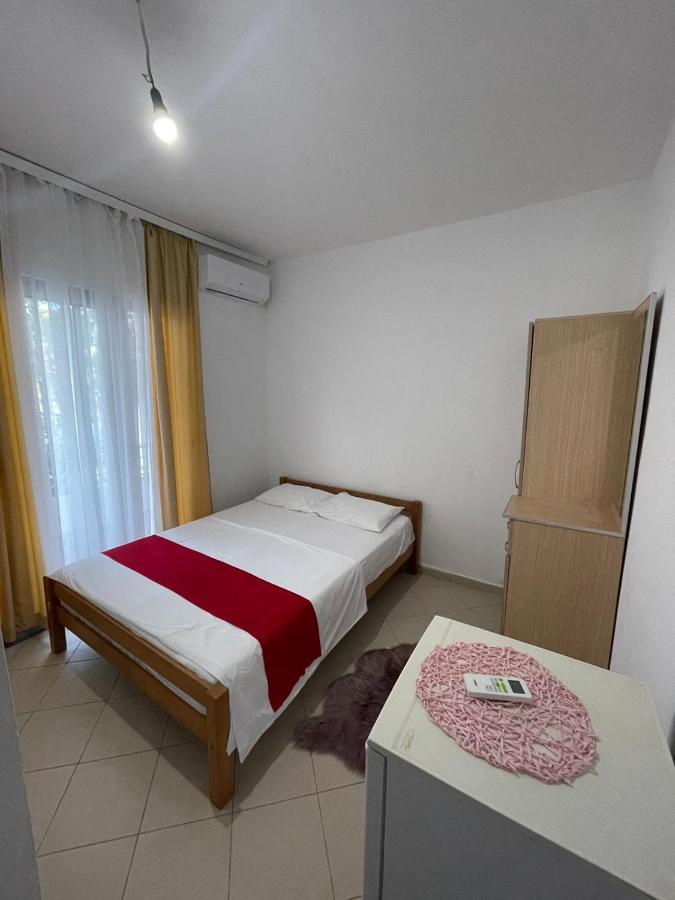 Aparthotel Vila Tufi Velipojë Exterior foto