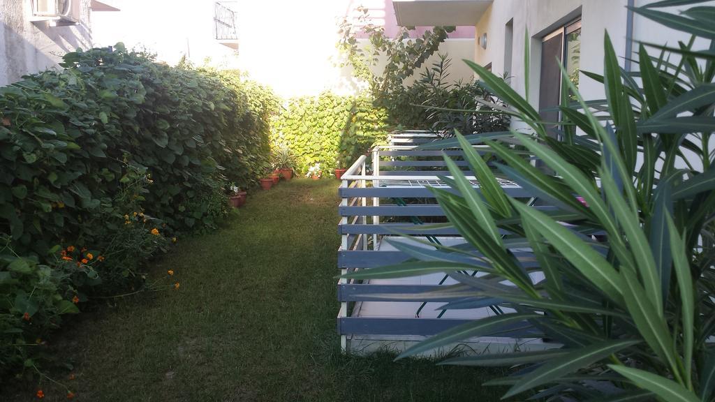 Aparthotel Vila Tufi Velipojë Zimmer foto