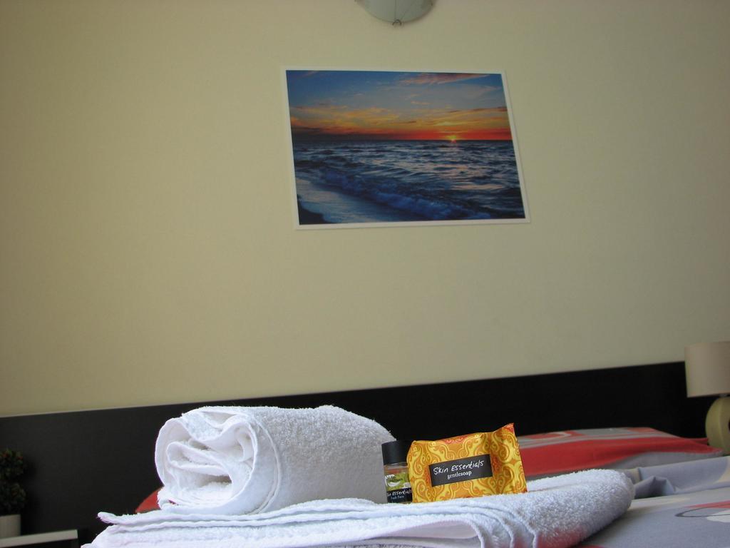 Aparthotel Vila Tufi Velipojë Exterior foto